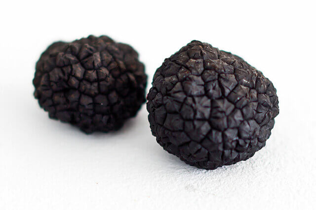 Ruth Ewan, Black Truffles