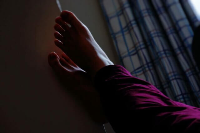 A photo of a pair of feet.