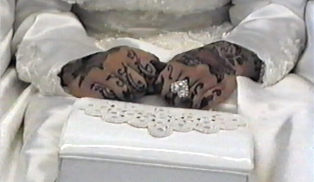 Zeinab Saleh, 4 star wedding (still), 2019. Video, 4 minutes