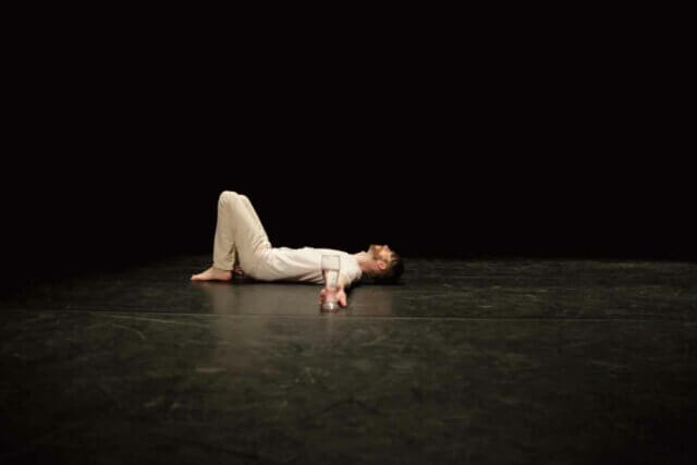 Ian White, Trauerspiel 1, Hebbel-Am-Ufer, Berlin, March 2012. Courtesy of the Estate of Ian White.