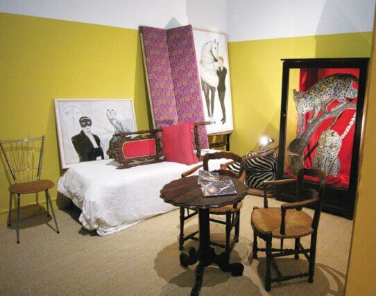 Mathilde Rosier, Find Circumstances in the Antechamber 2010. Installation view at Musée Jeu de Paume, Paris. Courtesy Galerie 
Kadel Willborn and Galleria Raffaella Cortese © the artist