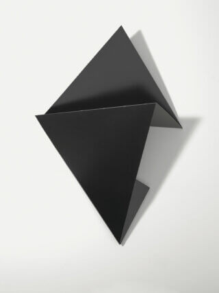 Katja Strunz, Faltentuch 2008. Powder coated steel. 200 ✕ 141 ✕ 57 cm. Photo: Jochen Littkemann. Courtesy of the artist; Contemporary Fine Arts, Berlin; The Modern Institute / Toby Webster Ltd., Glasgow. 