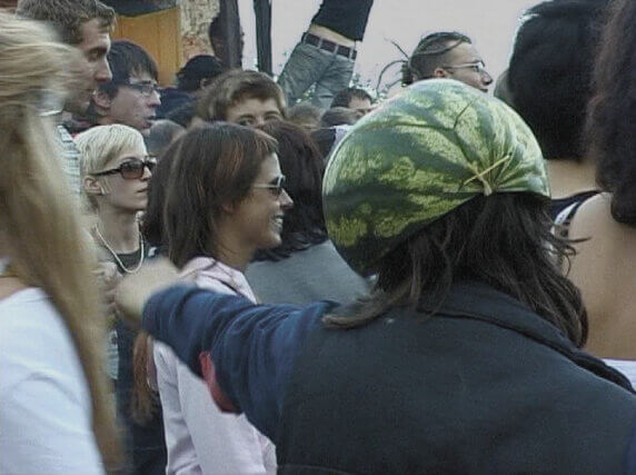 Nina Könnemann, Fusion, 2004. DVD, 2.31 mins. Courtesy of the artist
