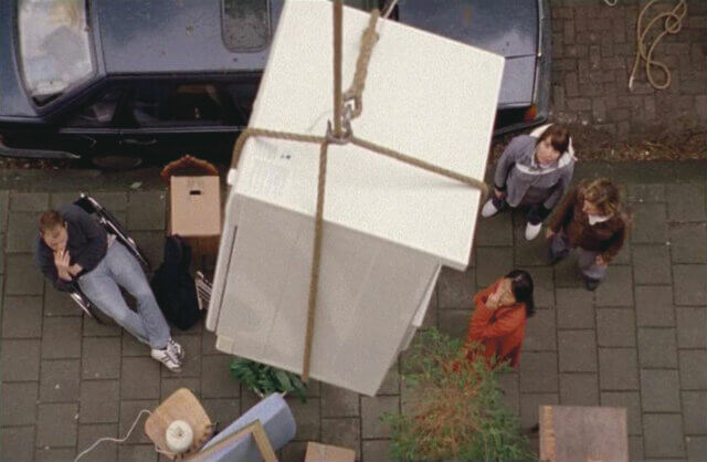Johanna Billing, Magic and Loss (2005). © the artist, courtesy Hollybush Gardens, London