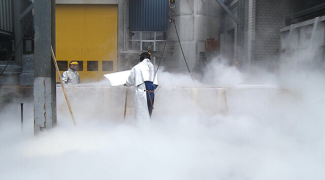 Raphael Hefti, Production documentation, 2011. Video stills. Courtesy of Gabriel Sandru.