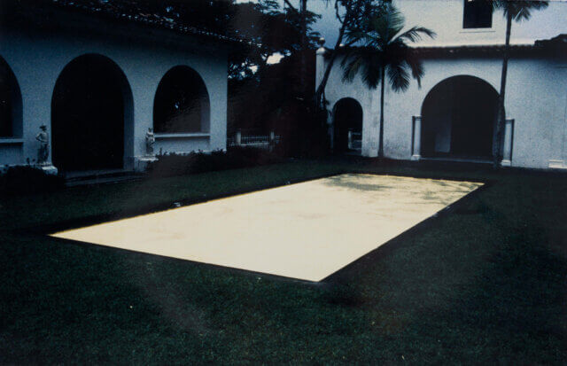 Shelagh Wakely, Aguadorado, 1993. Golden bronze powder on water, dimensions variable. Courtesy ROOM Artspace, London.