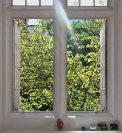 Simon Raven, Artist’s Studio Camden Arts Centre (detail), 2012. Courtesy of the artist.