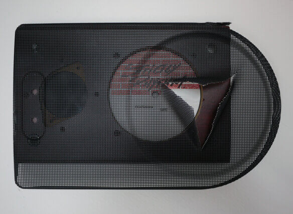 Haroon Mirza, Featuring Love,  2011. © Haroon Mirza.