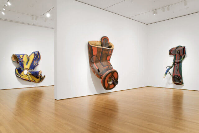 Installation: Elizabeth Murray: Retrospective, The Museum  of Modern Art, New York, 2005–06. Courtesy archive at Murray-Holman Family Trust, New York.