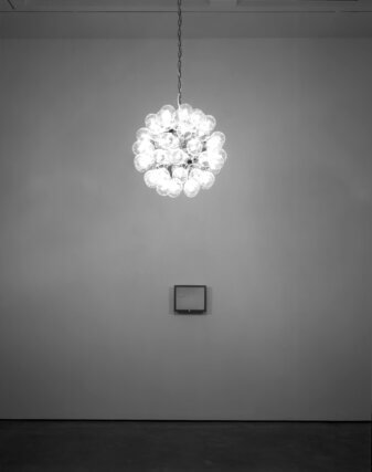 The Princesse de Clèves” by Madame de Lafayette (1678) (trans. 1992) 2003 / Chandelier (Achille Castiglione), 
flat screen monitor, Morse code unit, computer / Dimensions variable / Photo: Stephen White