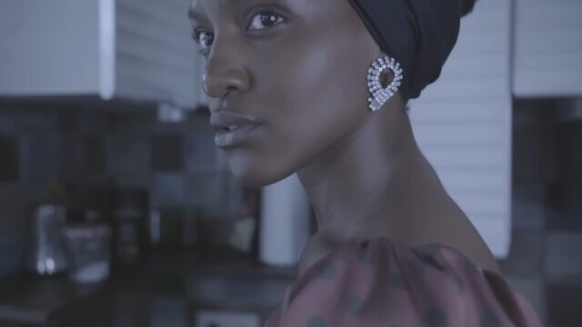 Primitive Tales (Mother, Daughter), 2021, video still. Image courtesy of Atiéna R. Kilfa,
Neue Alte Brücke, Frankfurt am Main, and Cabinet Gallery, London.