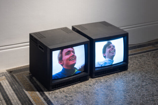 Samuel Thompson-Plant
'Tig', 2021. Moving image
5 min, 39 sec. Installation view of
Bloomberg New Contemporaries
at Camden Art Centre, 2024. Photo: Rob Harris.
